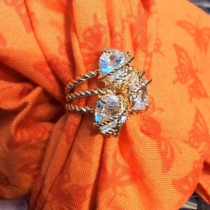 Gold rope trio stone ring